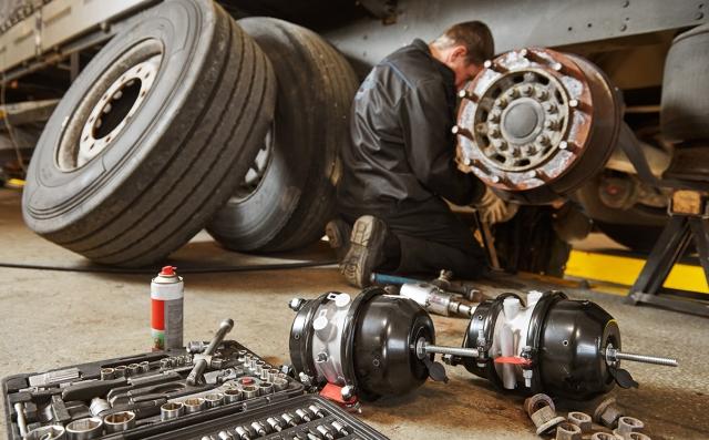 National Technician Appreciation Week: Honoring America’s Own and Seeking More Techs to Keep Trucks Moving